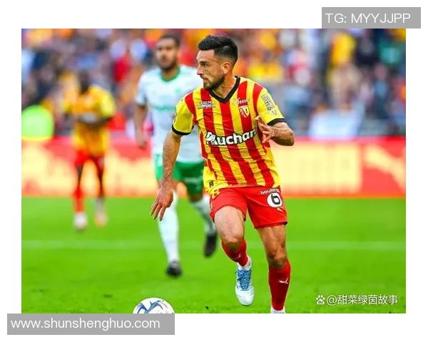 法甲第16轮战罢,朗斯从头登顶积分榜,冠军抢夺益发剧烈